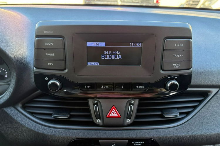 Hyundai i30 Salon Polska, Pierwszy właściciel, Bezwypadkowy,6 biegowa skrzynia. zdjęcie 16