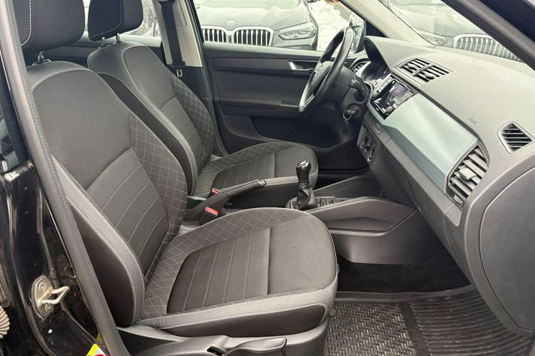 Skoda Fabia Salon Polska, Pierwszy właściciel, Kamera parkowania. zdjęcie 17