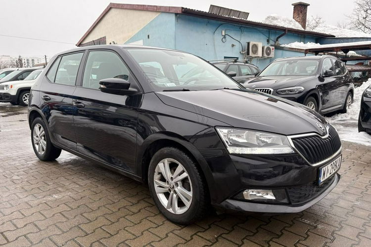 Skoda Fabia Salon Polska, Pierwszy właściciel, Kamera parkowania. zdjęcie 2