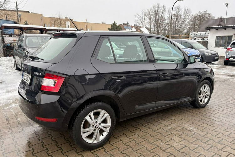 Skoda Fabia Salon Polska, Pierwszy właściciel, Kamera parkowania. zdjęcie 7