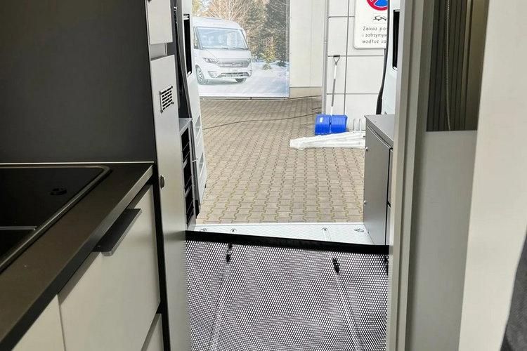 inny Adria Twin Sports 640 SG zdjęcie 10