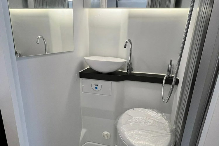 inny Adria Twin Sports 640 SG zdjęcie 18