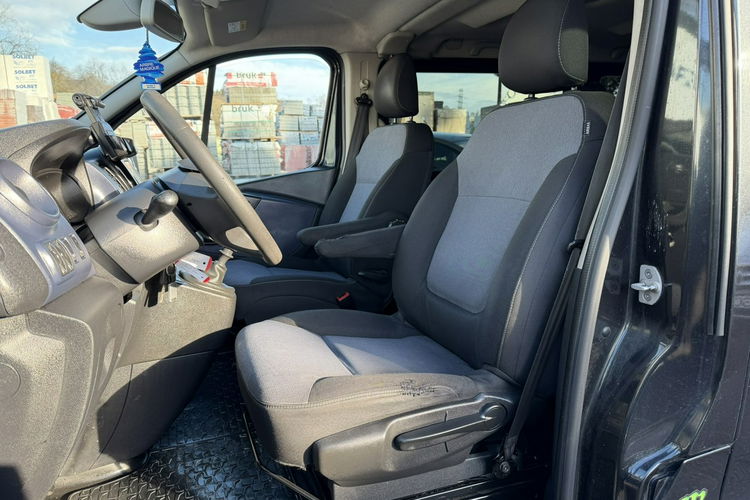 Opel Vivaro Klimatyzacja, Ele szyby, Nawigacja, PDC, Kamera cofania, 2 kpl. opon zdjęcie 12