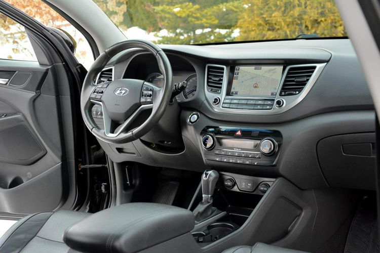 Hyundai Tucson Premium Skóry biXenon Led BLIS Panorama El.Klapa Navi Kamera AWD Alu19 zdjęcie 18