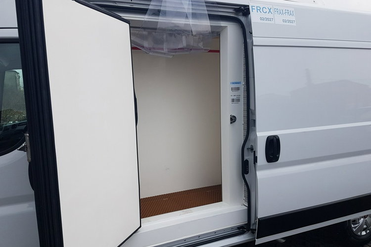 Fiat Ducato L3H2 CHŁODNIA 2 KOMORY IZOTERMA AGREGAT KLIMA TEMPOMAT zdjęcie 17