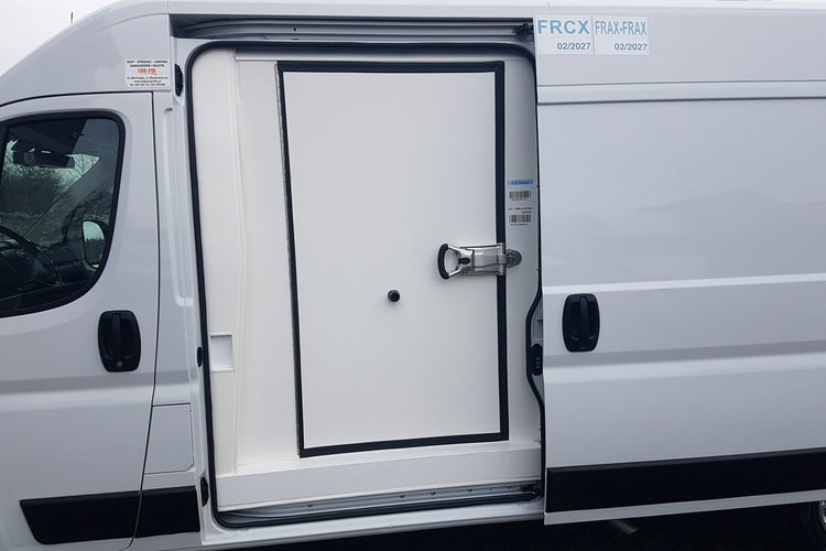 Fiat Ducato L3H2 CHŁODNIA 2 KOMORY IZOTERMA AGREGAT KLIMA TEMPOMAT zdjęcie 18