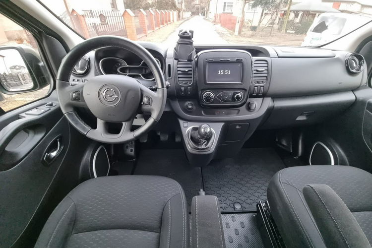 Opel Vivaro Super zadbany 1 wł. / Klimatronik / Kamera / Grzane fotele / Keyless zdjęcie 14