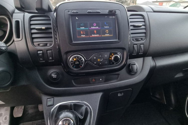 Opel Vivaro Super zadbany 1 wł. / Klimatronik / Kamera / Grzane fotele / Keyless zdjęcie 15