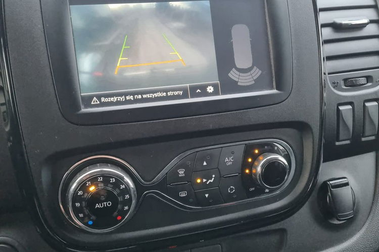 Opel Vivaro Super zadbany 1 wł. / Klimatronik / Kamera / Grzane fotele / Keyless zdjęcie 16