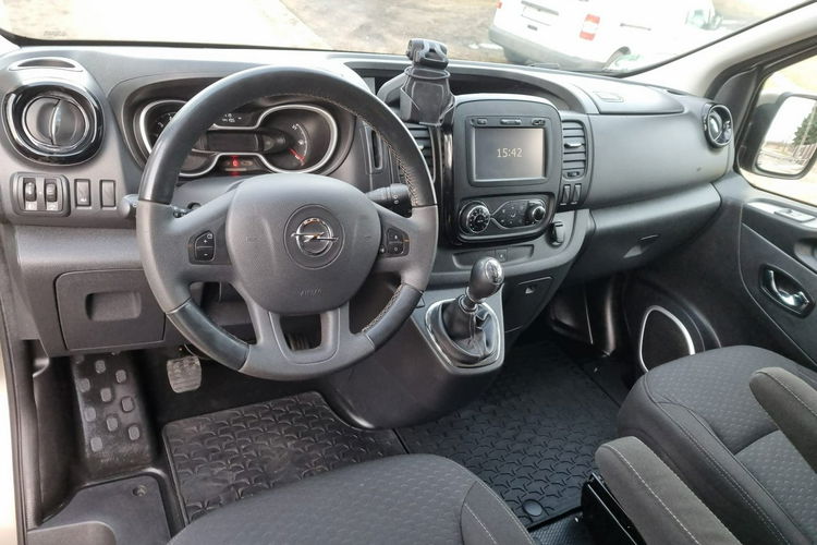 Opel Vivaro Super zadbany 1 wł. / Klimatronik / Kamera / Grzane fotele / Keyless zdjęcie 17
