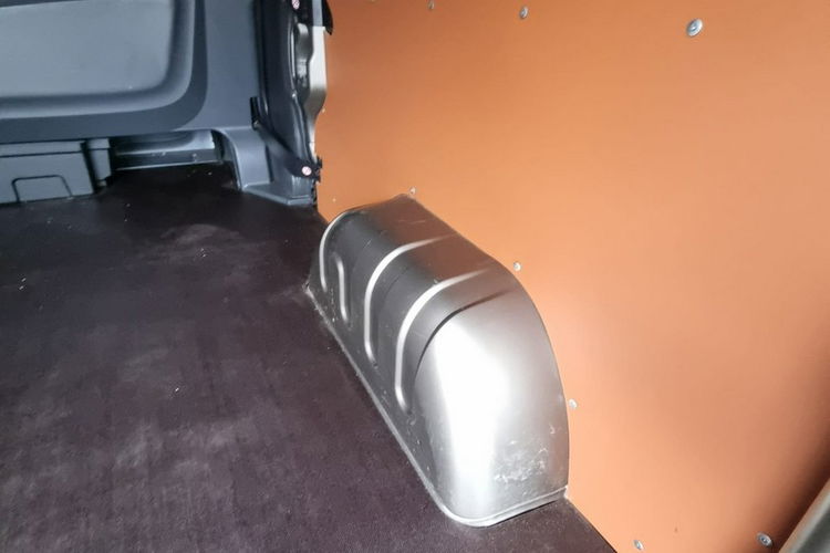 Opel Vivaro Super zadbany 1 wł. / Klimatronik / Kamera / Grzane fotele / Keyless zdjęcie 23