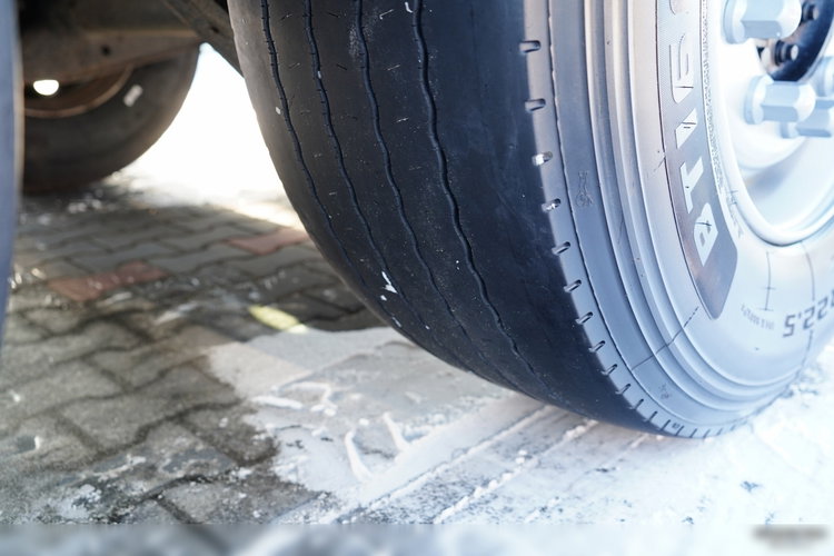 Wielton / WYWROTKA 45 M3 / ALUMINIOWA / OŚ PODNOSZONA / OSIE SAF / zdjęcie 16