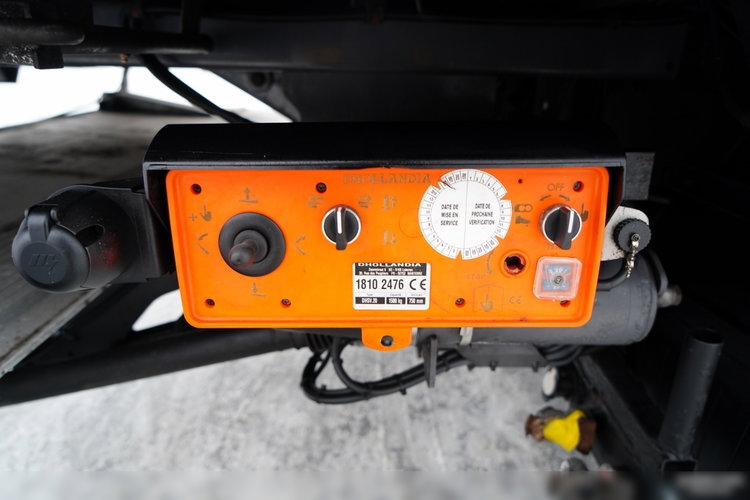 Volvo FH 500 / SOLÓWKA / 6X2 / KLIMA POSTOJOWA  / WINDA DHOLLANDIA / OŚ PODNOSZONA / SKRĘTNA / MOCNA PODŁOGA zdjęcie 31