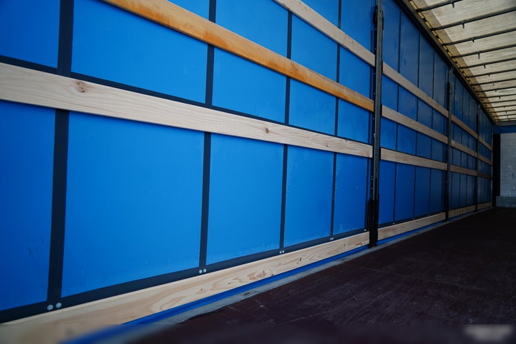 Schmitz / FIRANKA / WINDA ZAŁADOWCZA DHOLLANDIA -2000 KG / 2 OSIE PODNOSZONE / zdjęcie 16