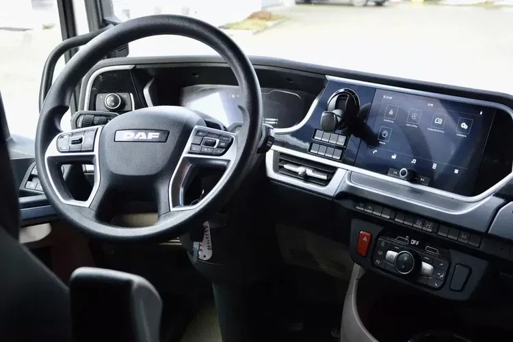 DAF XG 480 / ZF INTARDER / FULL LED / SALONKA / BOGATA WERSJA zdjęcie 29