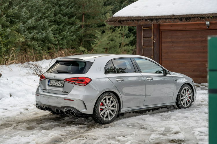 Mercedes A45 AMG 4Matic+ / 2.0 421KM / Performance / 2kpl kół / Bezwypadkowy / Salon PL zdjęcie 23