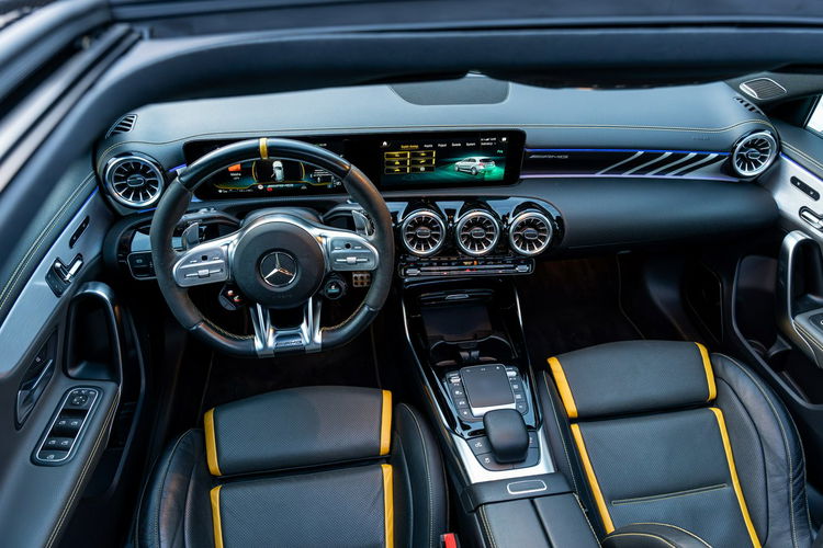 Mercedes A45 AMG 4Matic+ / 2.0 421KM / Performance / 2kpl kół / Bezwypadkowy / Salon PL zdjęcie 46