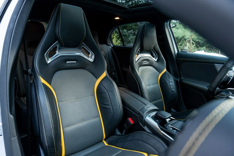 Mercedes A45 AMG 4Matic+ / 2.0 421KM / Performance / 2kpl kół / Bezwypadkowy / Salon PL zdjęcie 48