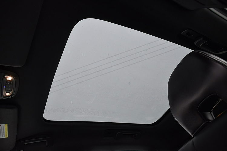 Volvo V40 1.6D2 115Km R-Design Skóra Led Navi XENON Kamera Panorama Gwarancja zdjęcie 15