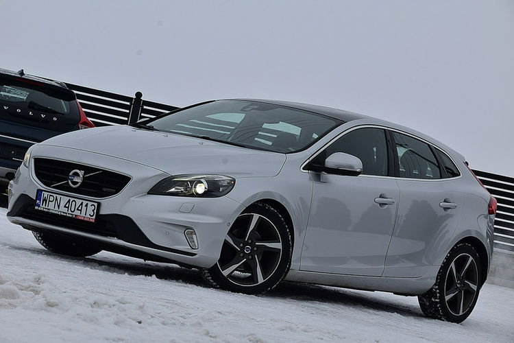 Volvo V40 1.6D2 115Km R-Design Skóra Led Navi XENON Kamera Panorama Gwarancja zdjęcie 2