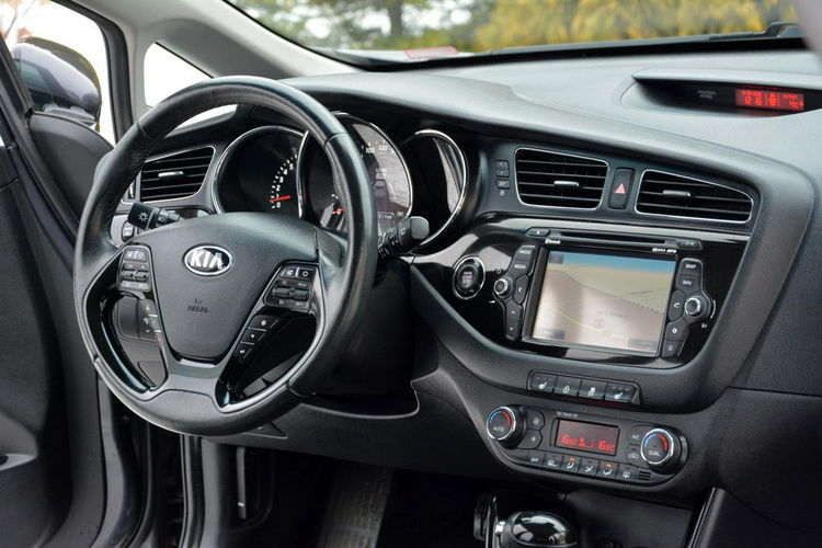 Kia Cee'd Lift Navi Kamera Xenon Led Klimatronic Grz.kierownica ParkAssist Alu16 zdjęcie 23