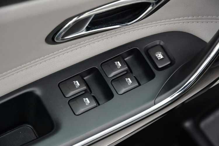 Kia Cee'd Lift Navi Kamera Xenon Led Klimatronic Grz.kierownica ParkAssist Alu16 zdjęcie 34