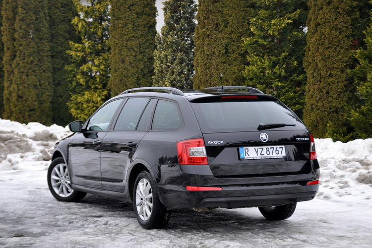 Skoda Octavia 2.0TDI(150KM) Radar ACC Navi Skóry Reling El.Klapa Parktr. Alu16"ASO zdjęcie 14