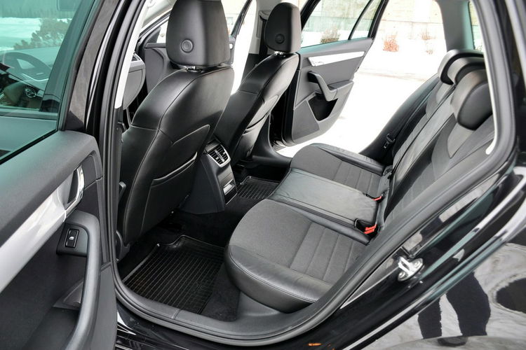 Skoda Octavia 2.0TDI(150KM) Radar ACC Navi Skóry Reling El.Klapa Parktr. Alu16"ASO zdjęcie 20