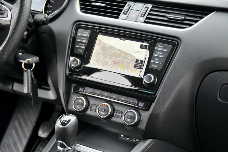 Skoda Octavia 2.0TDI(150KM) Radar ACC Navi Skóry Reling El.Klapa Parktr. Alu16"ASO zdjęcie 26