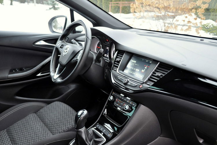 Opel Astra 1.6T(200KM) 52tyś.km Radar Navi Full Led Asys Pasa Grzana Kierow Alu18 zdjęcie 18