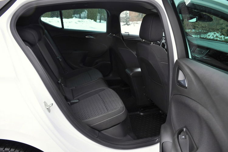Opel Astra 1.6T(200KM) 52tyś.km Radar Navi Full Led Asys Pasa Grzana Kierow Alu18 zdjęcie 19