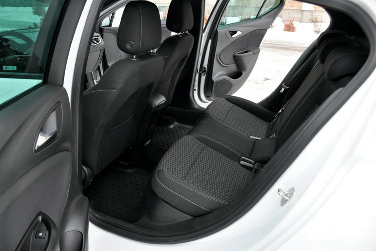 Opel Astra 1.6T(200KM) 52tyś.km Radar Navi Full Led Asys Pasa Grzana Kierow Alu18 zdjęcie 20