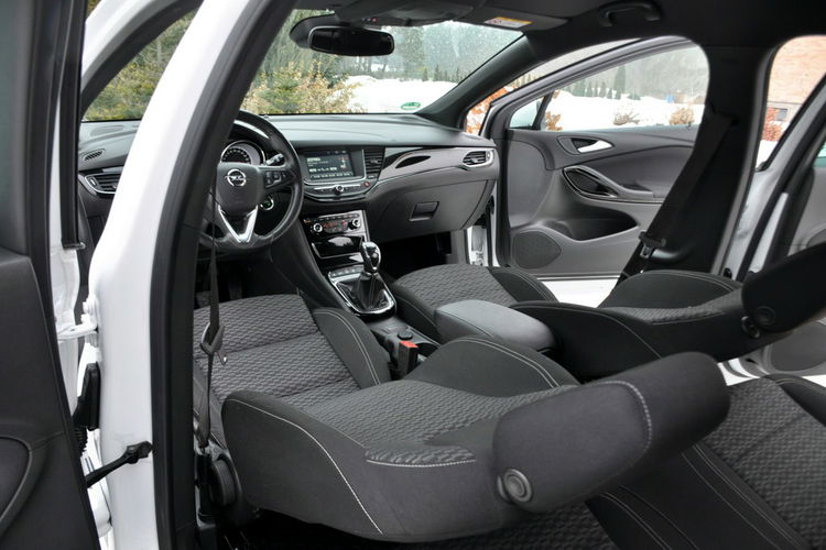 Opel Astra 1.6T(200KM) 52tyś.km Radar Navi Full Led Asys Pasa Grzana Kierow Alu18 zdjęcie 27