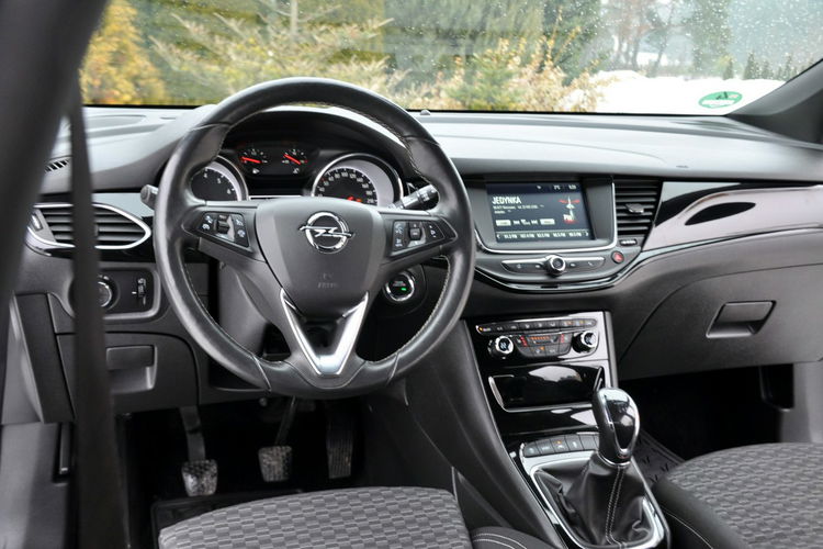 Opel Astra 1.6T(200KM) 52tyś.km Radar Navi Full Led Asys Pasa Grzana Kierow Alu18 zdjęcie 29