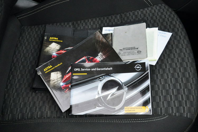 Opel Astra 1.6T(200KM) 52tyś.km Radar Navi Full Led Asys Pasa Grzana Kierow Alu18 zdjęcie 39