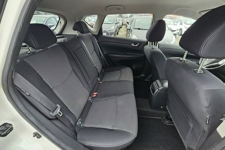 Nissan Pulsar Biała perła, radar , xenon, grzane fotele,ostrzeganie przed wypadkiem zdjęcie 25