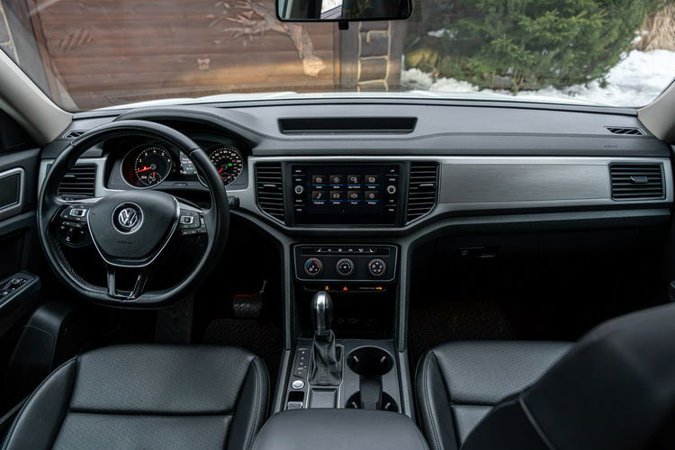 Volkswagen Atlas SE / 2.0 TSI 235KM / Automat / 7-osobowy / Skóra / Kamera / Fv-Marża zdjęcie 49