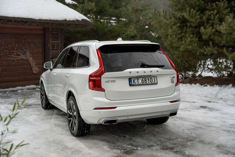 Volvo XC 90 T6 Momentum / 2.0 320KM AWD / 7-osobowy / Kamera / Panorama / Blis FV zdjęcie 2