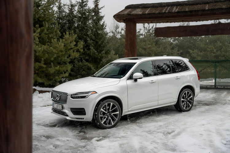 Volvo XC 90 T6 Momentum / 2.0 320KM AWD / 7-osobowy / Kamera / Panorama / Blis FV zdjęcie 21