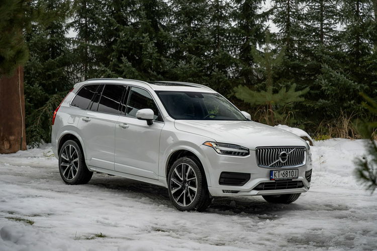 Volvo XC 90 T6 Momentum / 2.0 320KM AWD / 7-osobowy / Kamera / Panorama / Blis FV zdjęcie 34