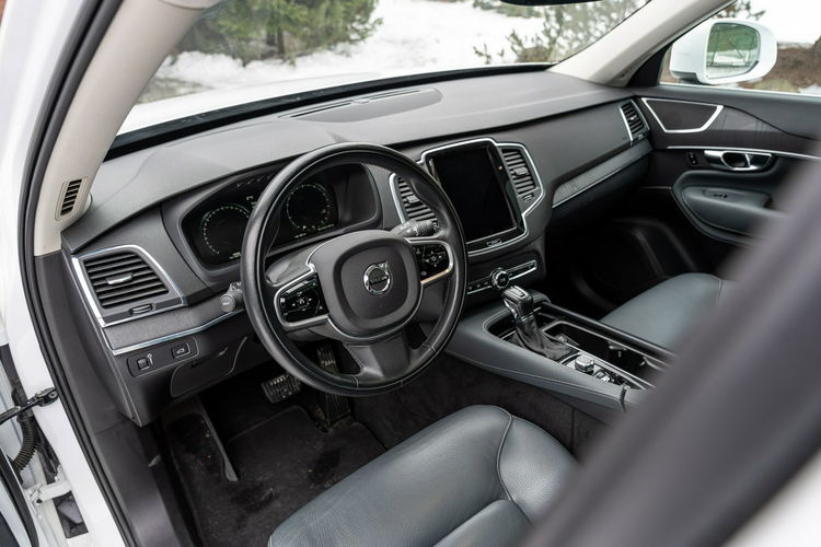 Volvo XC 90 T6 Momentum / 2.0 320KM AWD / 7-osobowy / Kamera / Panorama / Blis FV zdjęcie 42