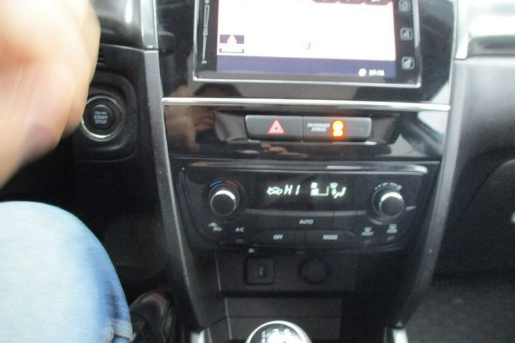 Vitara Suzuki Vitara 1.0 Boosterjet Premium 4WD zdjęcie 22