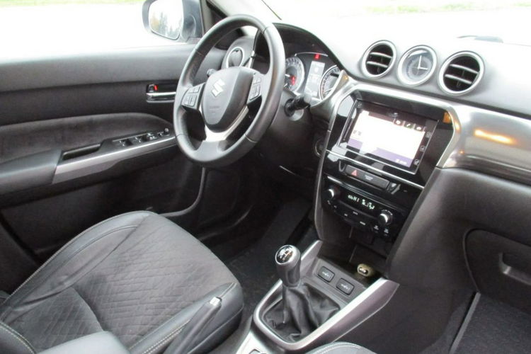 Vitara Suzuki Vitara 1.0 Boosterjet Premium 4WD zdjęcie 9