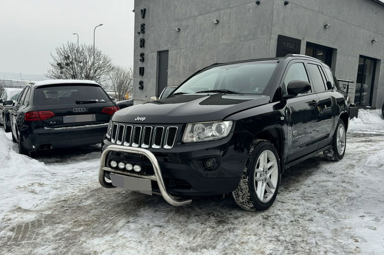 Jeep Compass 2.0 benz 156KM Wersja 70TH Skóry Podgrz fotele Szyberdach Duże radio zdjęcie 1
