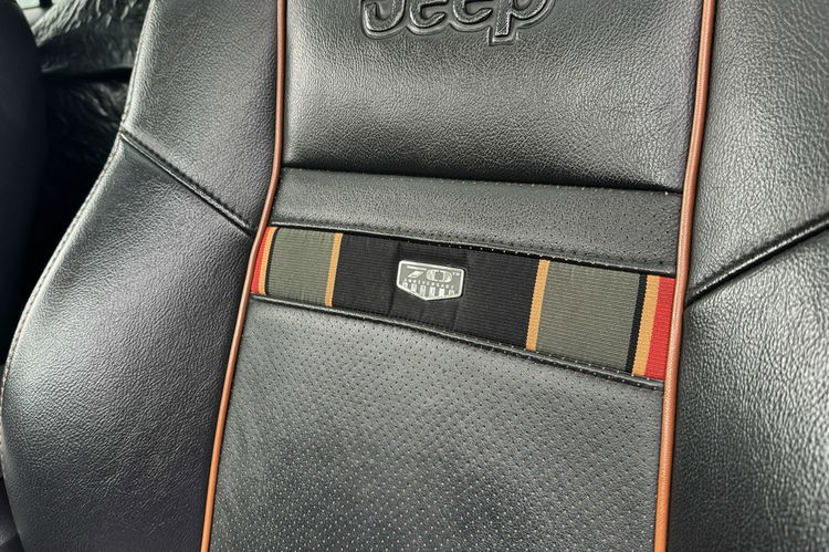 Jeep Compass 2.0 benz 156KM Wersja 70TH Skóry Podgrz fotele Szyberdach Duże radio zdjęcie 11