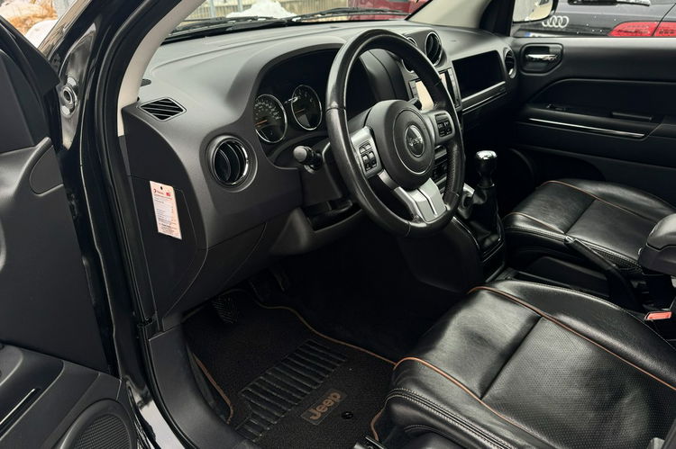 Jeep Compass 2.0 benz 156KM Wersja 70TH Skóry Podgrz fotele Szyberdach Duże radio zdjęcie 7