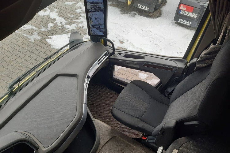 DAF XF 450 FT zdjęcie 7