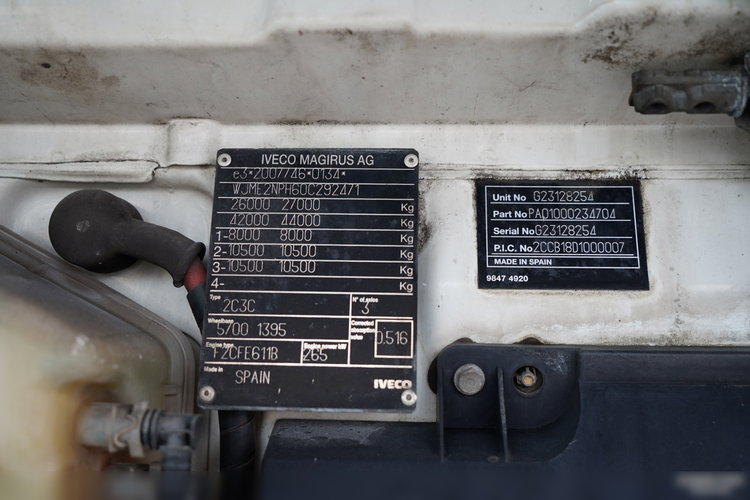 Iveco STRALIS 360 / 6X2 /  LAWETA / PLATFORMA 9.3 M / NAJAZDY HYDRAULICZNE / WYCIĄGARKA / OŚ PODONOSZONA  / EURO 6 zdjęcie 46