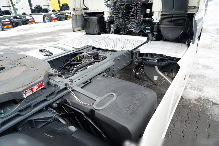 DAF XF 480 / SPACE CAB  / RETARDER  / 2020 R zdjęcie 18