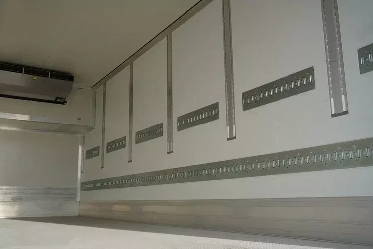 MAN TGX 28.480 6x2 / 2024 / Chłodnia Krone 18 EPAL / Dopplestock zdjęcie 13